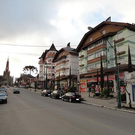 Lindo Apartamento No Centro De Canela Luaran gambar