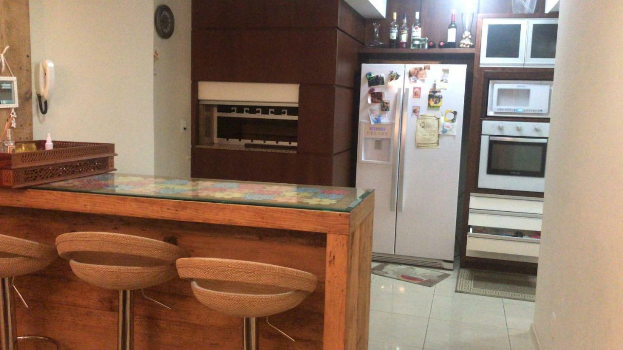 Lindo Apartamento No Centro De Canela Luaran gambar