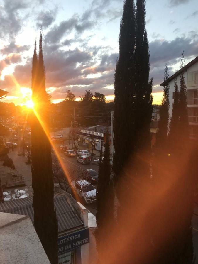 Lindo Apartamento No Centro De Canela Luaran gambar
